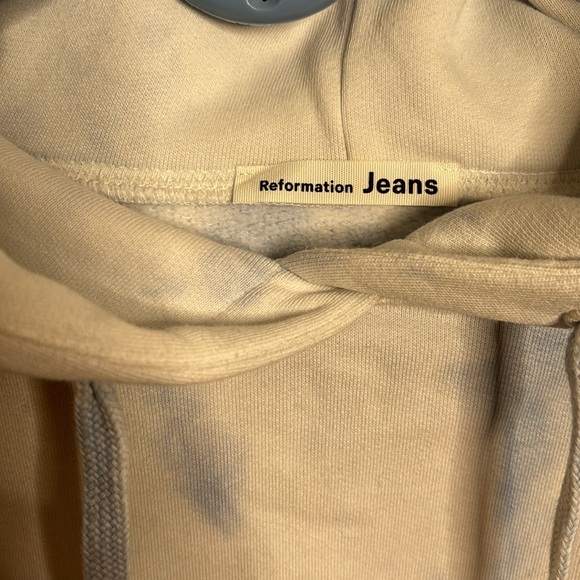 Reformation hoodie. Size XL - Picture 2 of 7